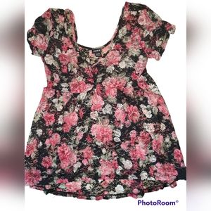 Torrid floral top